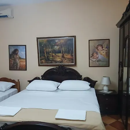 Roland Palaj House Bed & Breakfast Shkodër